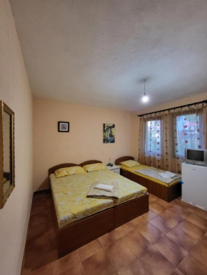 Tom's Appartments